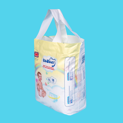 O bebê branco do ADL levanta calças que a absorvência super orgânica levanta os tecidos impressos