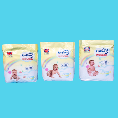 O bebê branco do ADL levanta calças que a absorvência super orgânica levanta os tecidos impressos